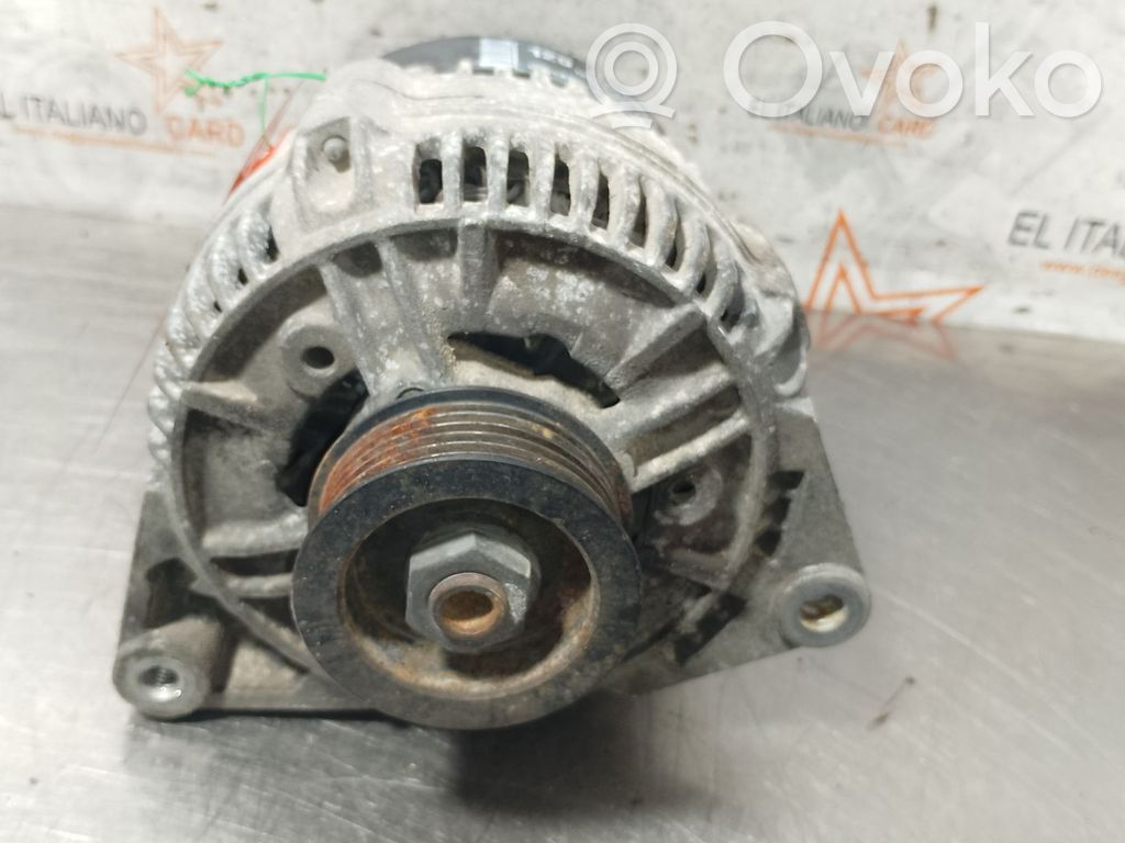 Alternador   046903015F