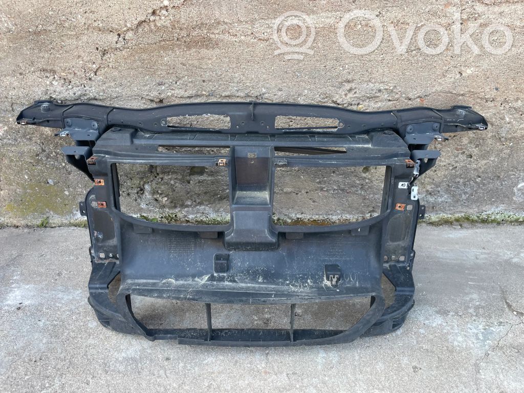 BMW 3 E90 E91 Radiatoru panelis 