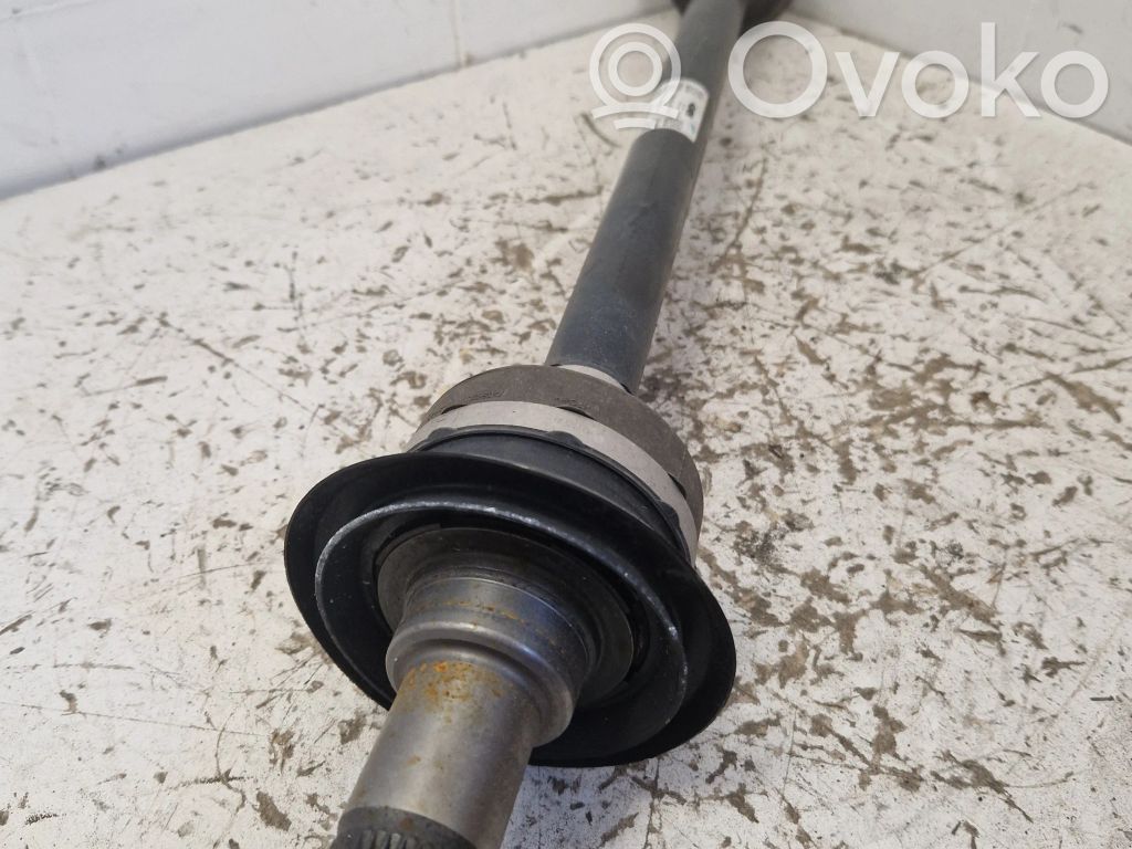 BMW 8 G15 Eje de transmisión trasero 