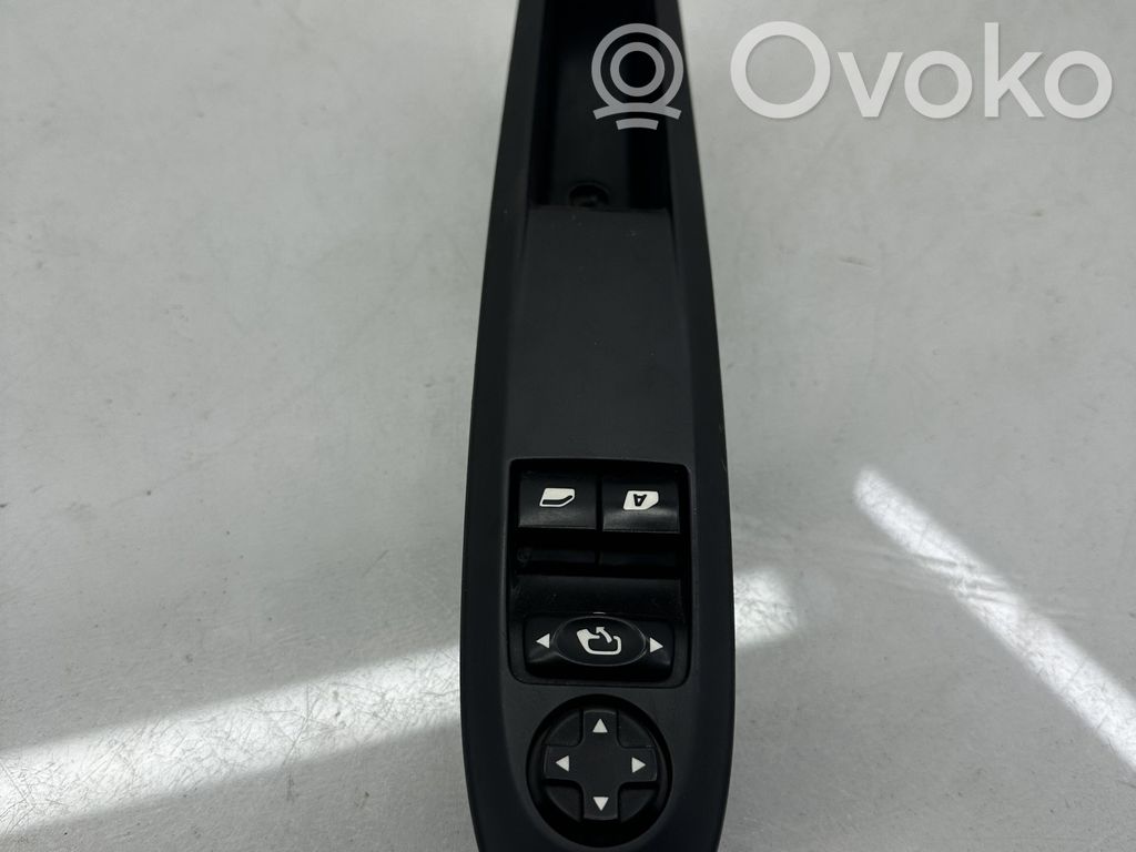Citroen DS3 Electric window control switch 