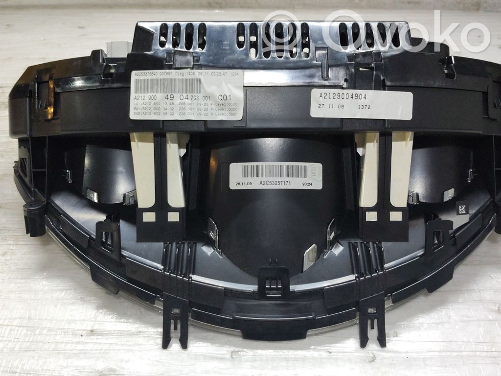 Mercedes-Benz E W212 Speedometer (instrument cluster) 