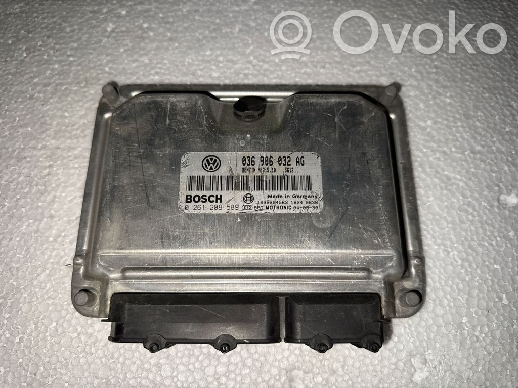 Volkswagen Golf V Engine control unit/module 