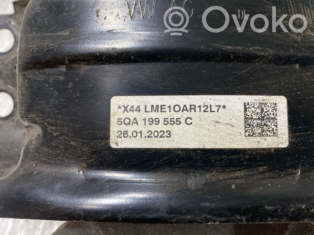 Moottorin kiinnikekorvake   5QA199555C,26012023