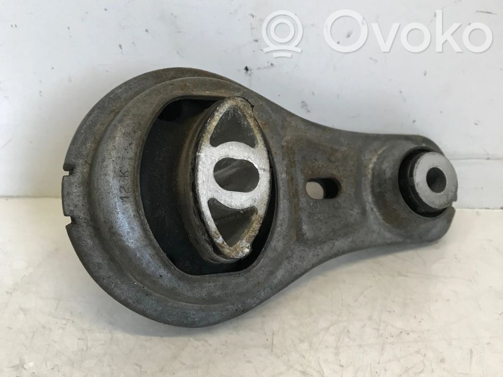Engine mount bracket   93860700,4411938,4421191,8200049243,8200725253