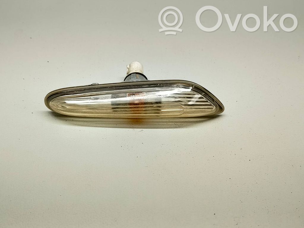 BMW 5 E60 E61 Front fender indicator light 