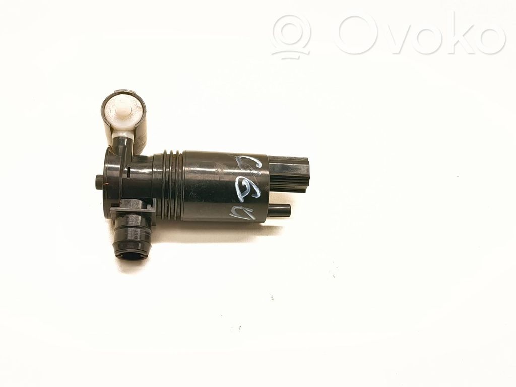 Volvo XC60 Windscreen/windshield washer pump 