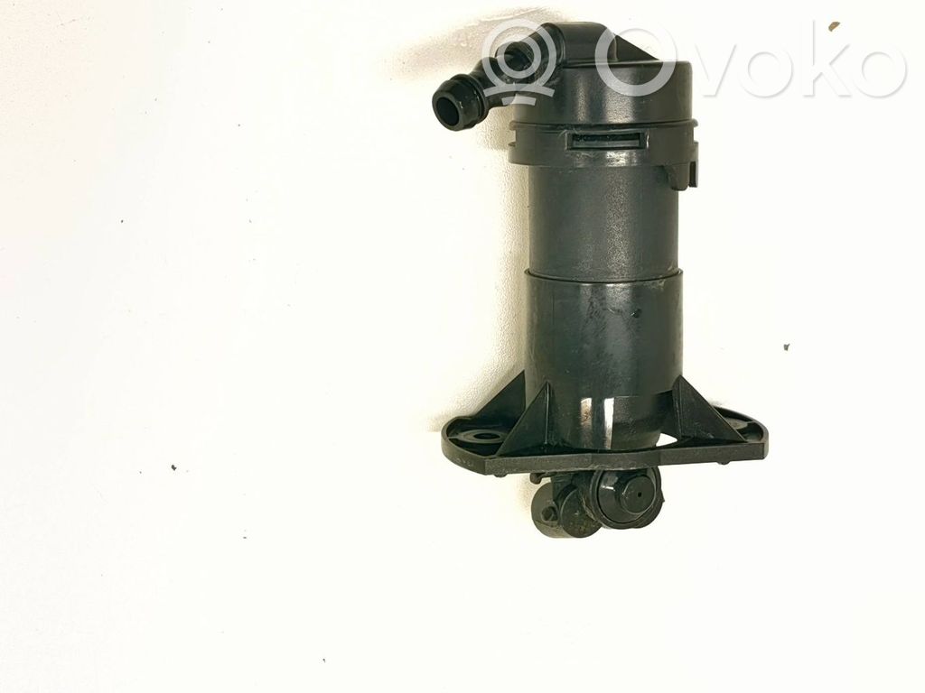 Audi A6 S6 C6 4F Dysza spryskiwacza lampy przedniej 