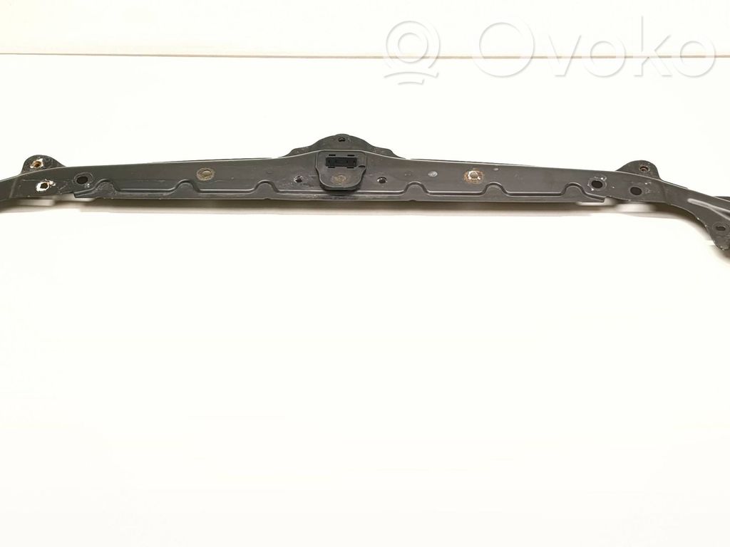 BMW 5 E60 E61 Radiatoru panelis 
