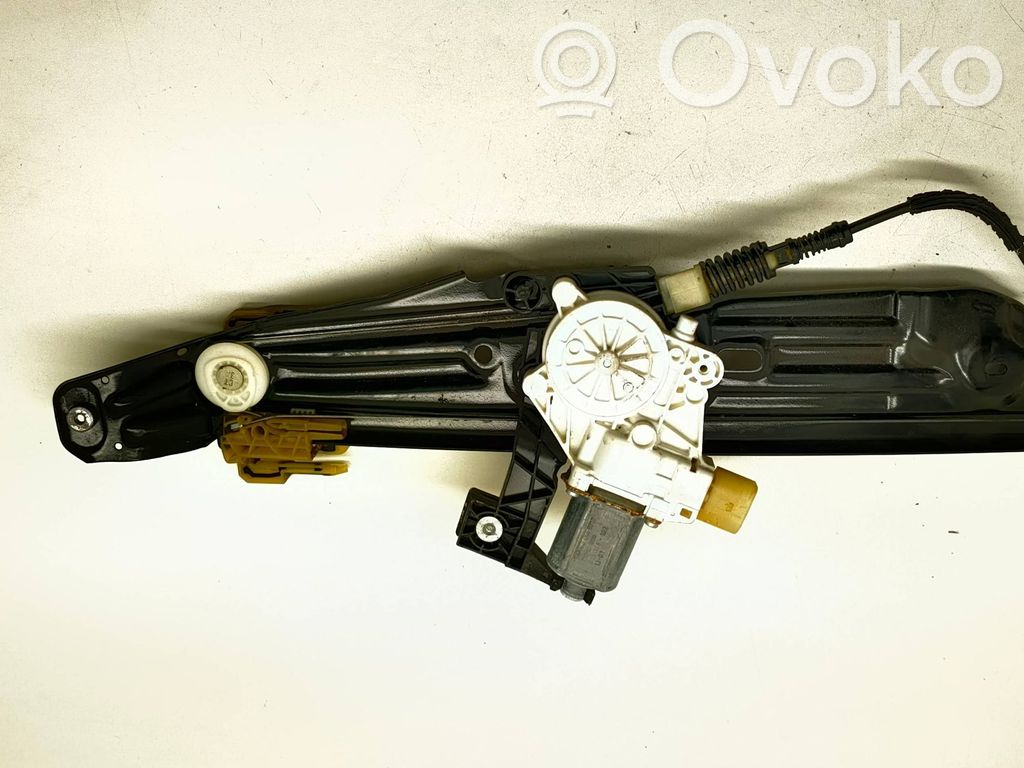 BMW 7 F01 F02 F03 F04 Elektryczny podnośnik szyby drzwi tylnych 
