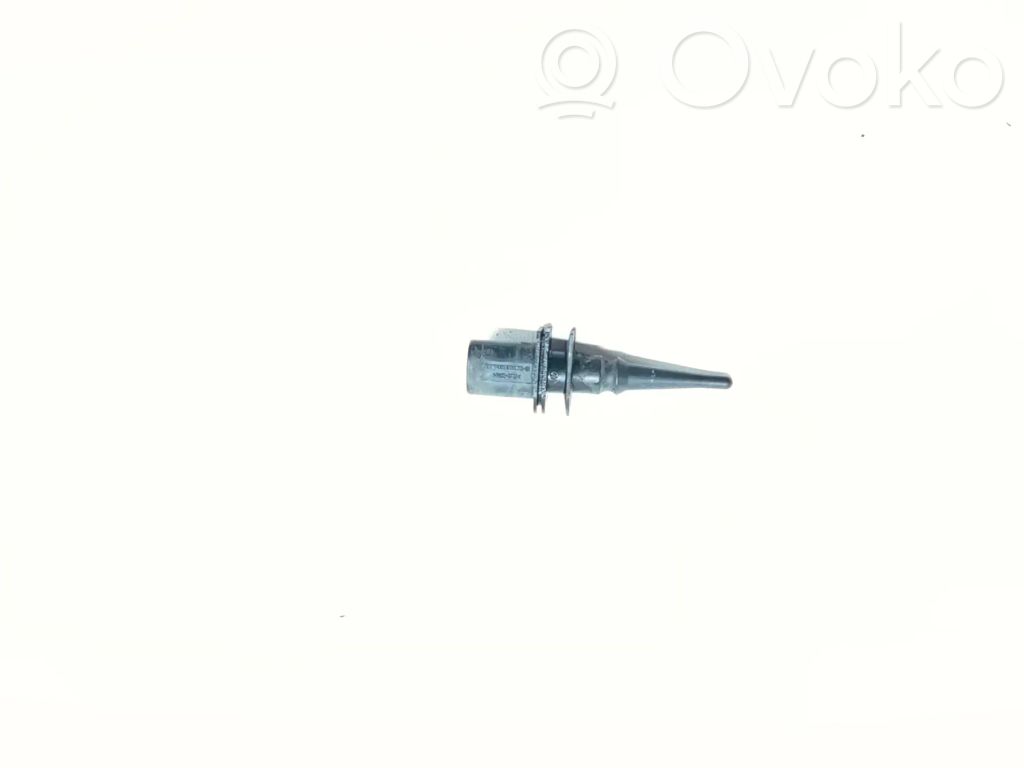 BMW 5 E60 E61 Fuel temperature sensor 