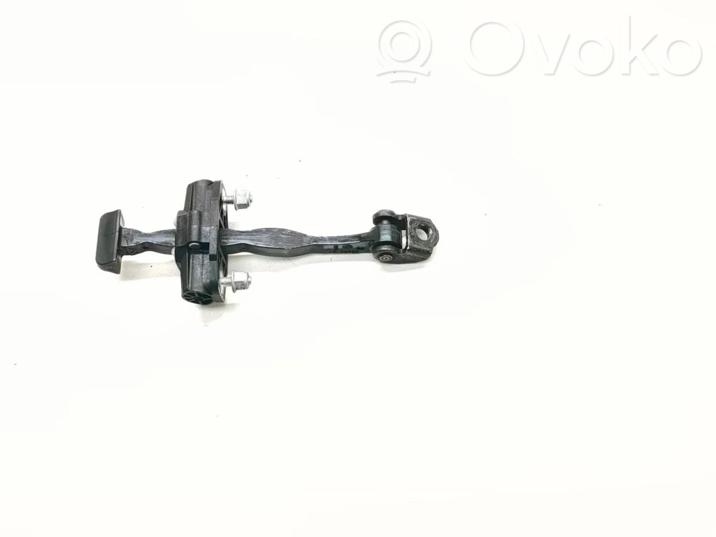 Ford Focus Etuoven pidätin 