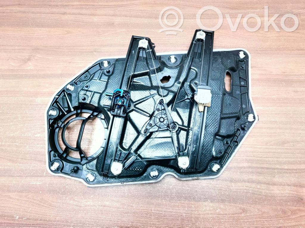Ford Focus Front window lifting mechanism without motor 