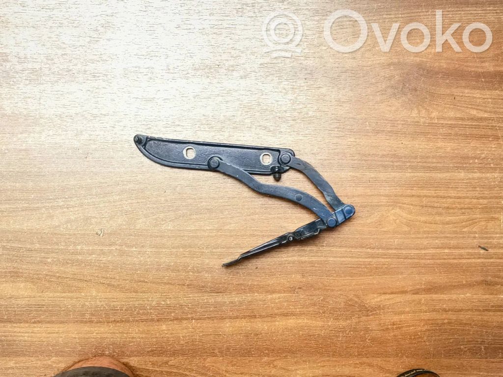 BMW 3 E46 Tailgate/trunk/boot hinge 