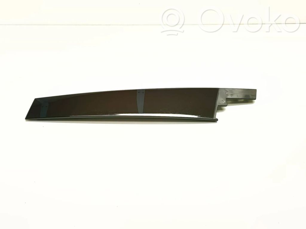 Listwa / Uszczelka szyby drzwi przednich   3G0837902M