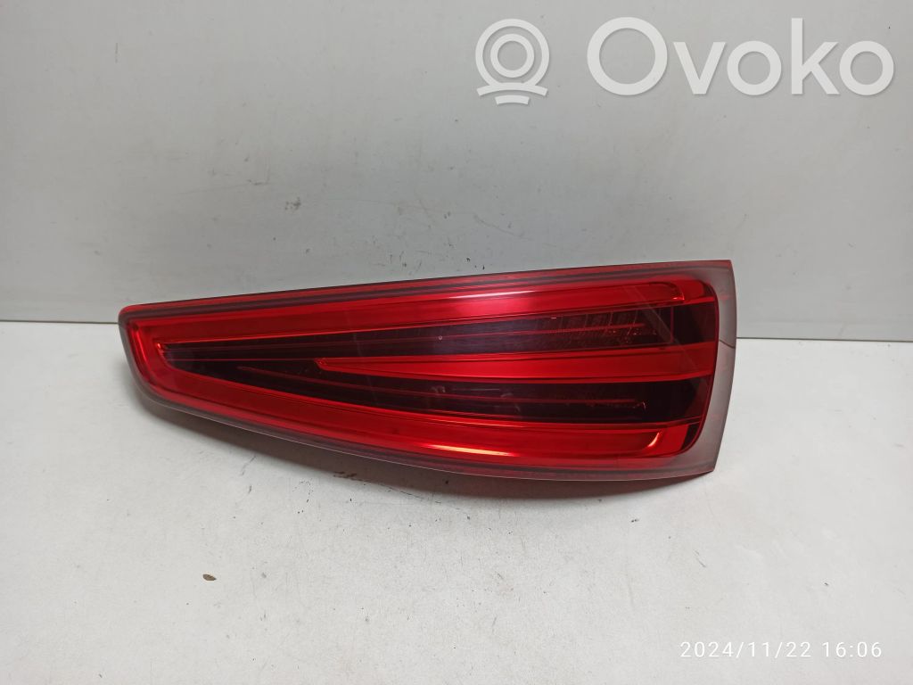 Tailgate rear/tail lights   8U0945094A