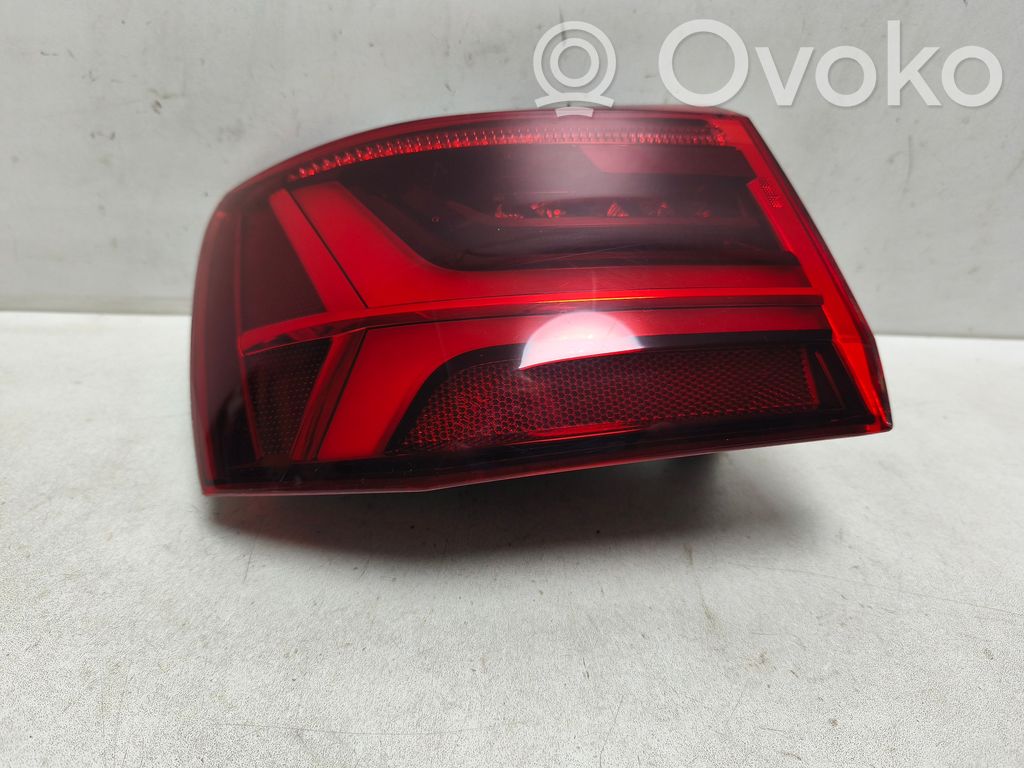 Rear/tail lights   4G9945095F