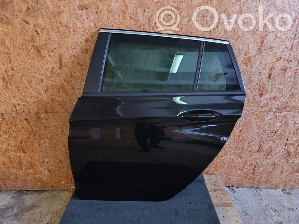 Opel Astra K Rear door 