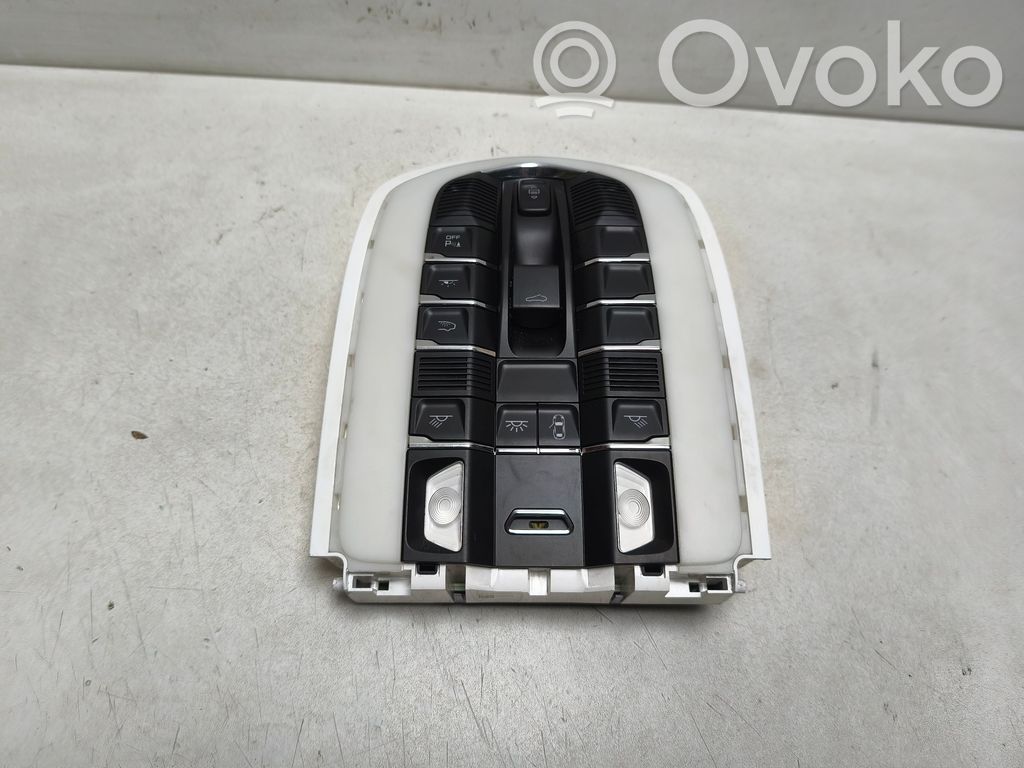 Porsche Macan (95B) Światło fotela przedniego 