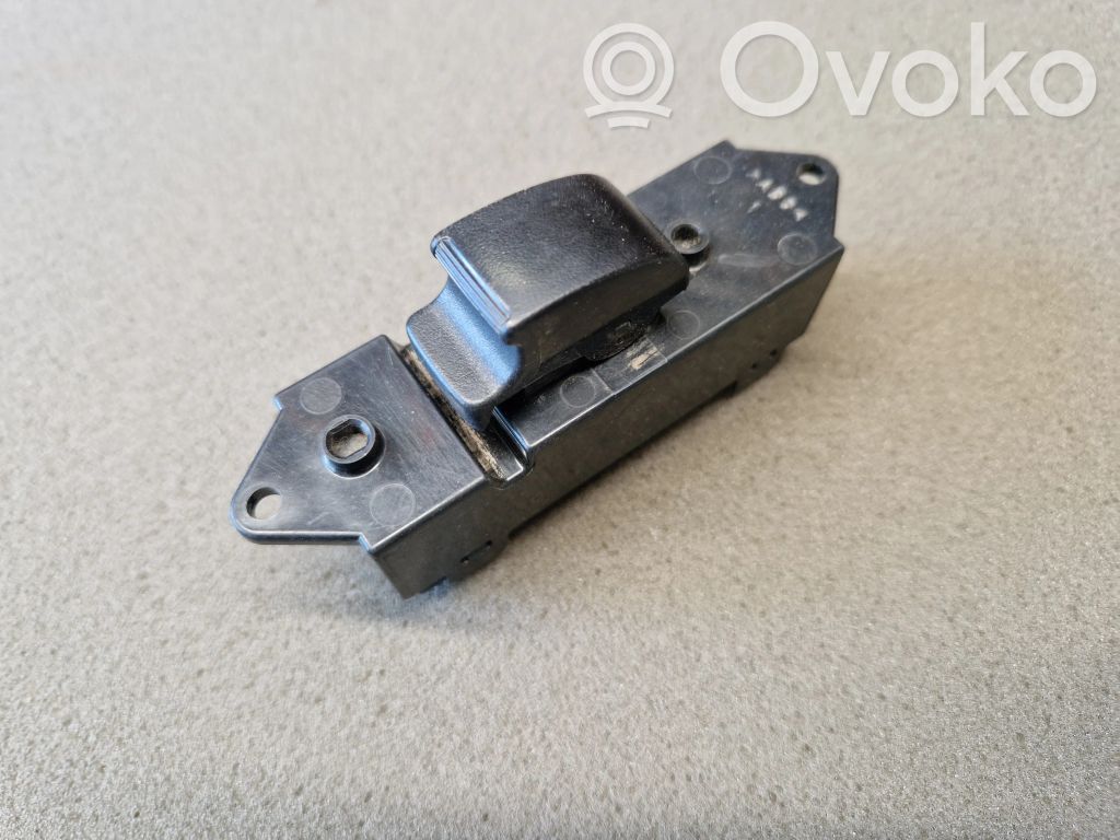 Mitsubishi L200 Electric window control switch 
