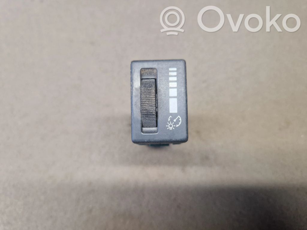 Panel lighting control switch   M42174