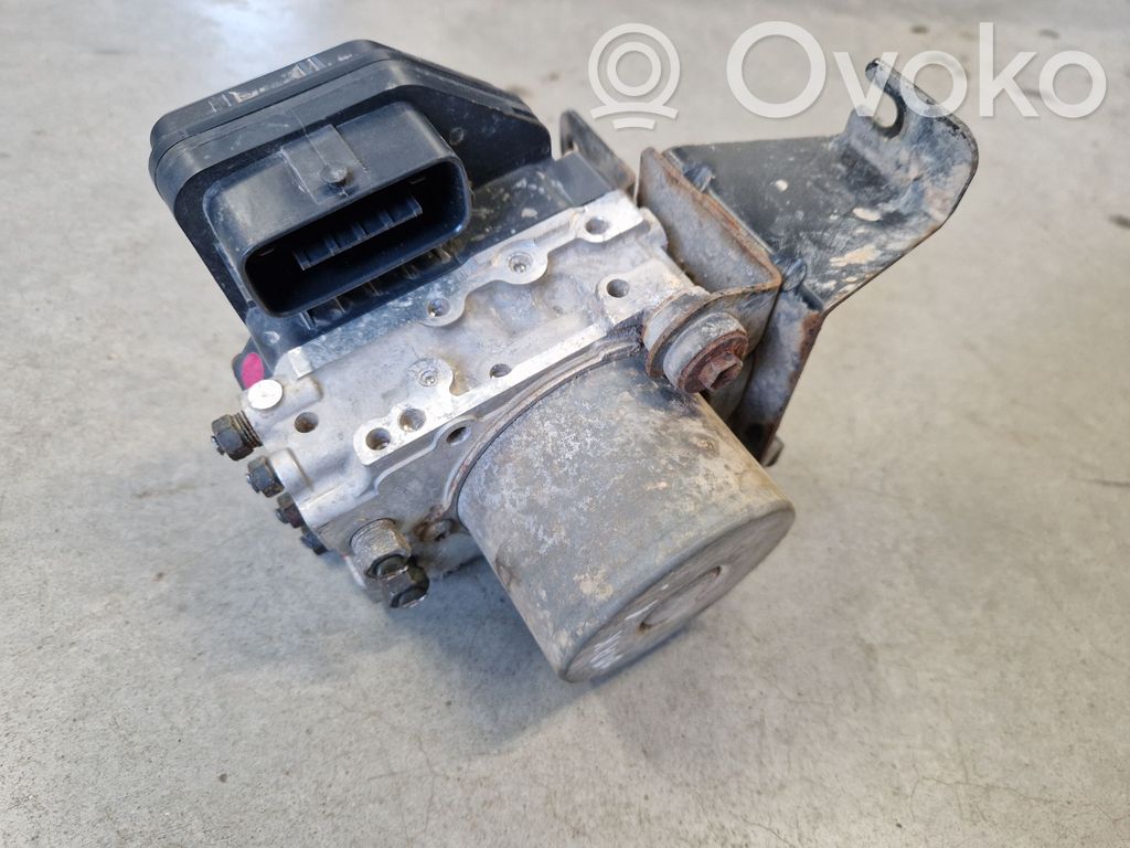 Isuzu D-Max ABS bloks 
