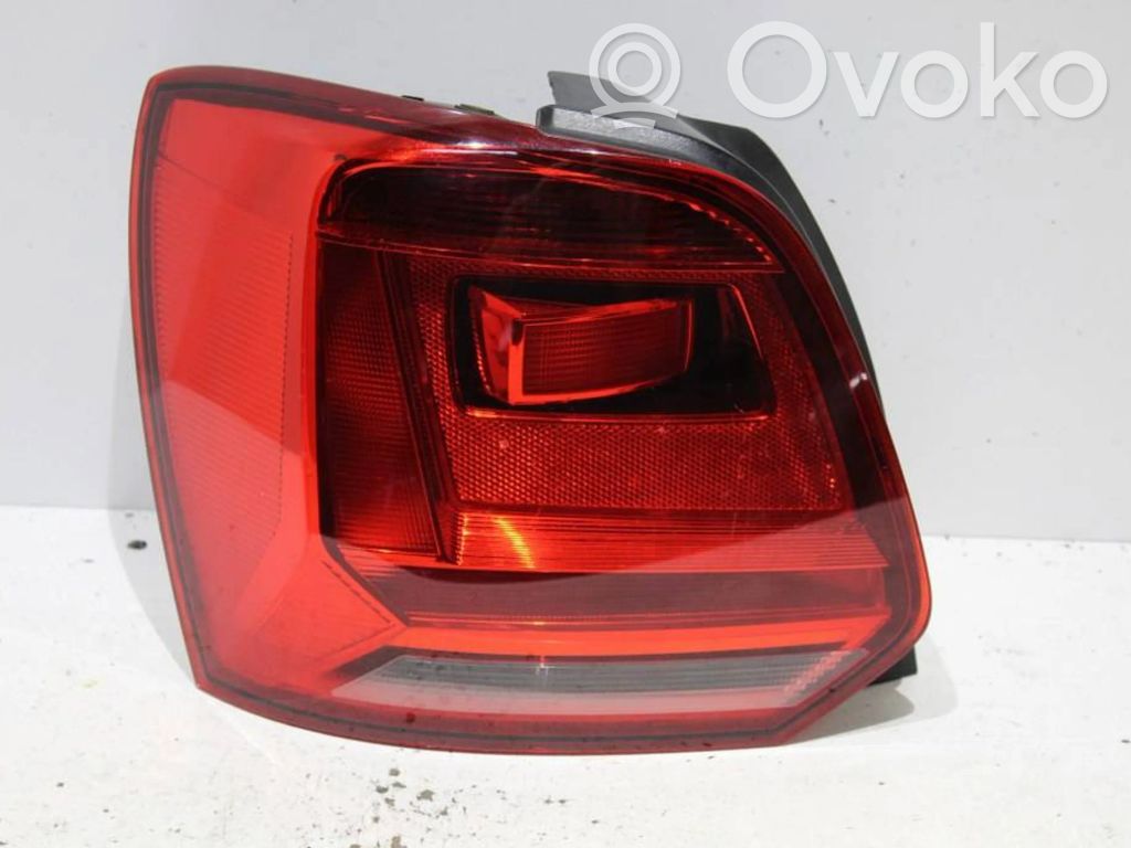 Volkswagen Polo V 6R Lampa tylna 