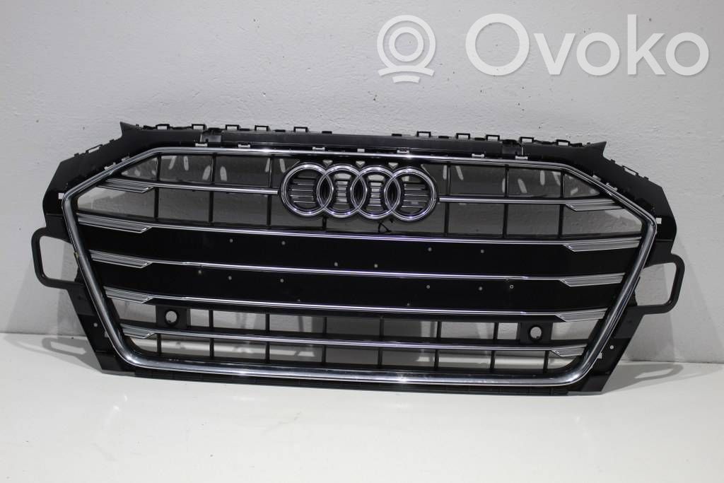 Audi A4 S4 B9 8W Grilă față 