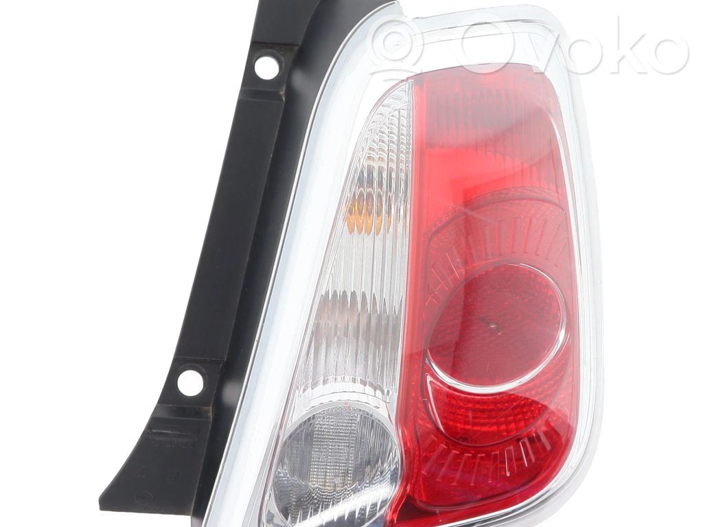 Fiat 500 Lampa tylna 