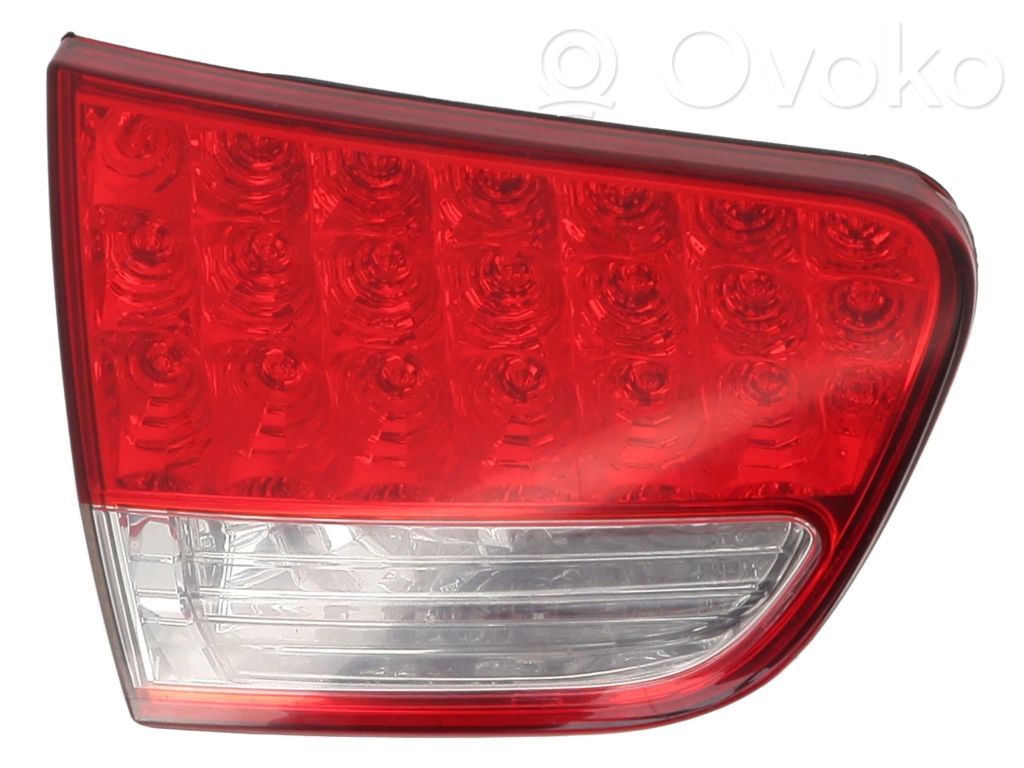 Citroen C-Crosser Tailgate rear/tail lights 