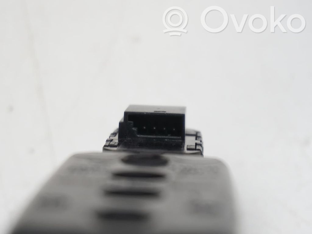 Porsche Macan (95B) Electric window control switch 