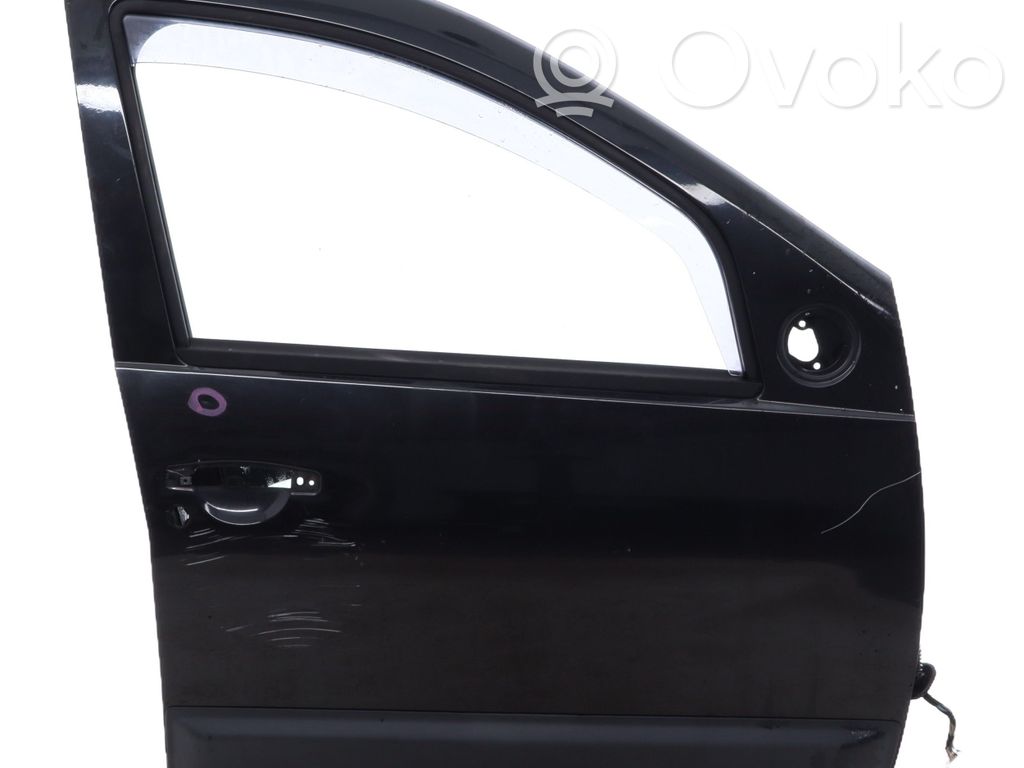 Dacia Duster Durvis 