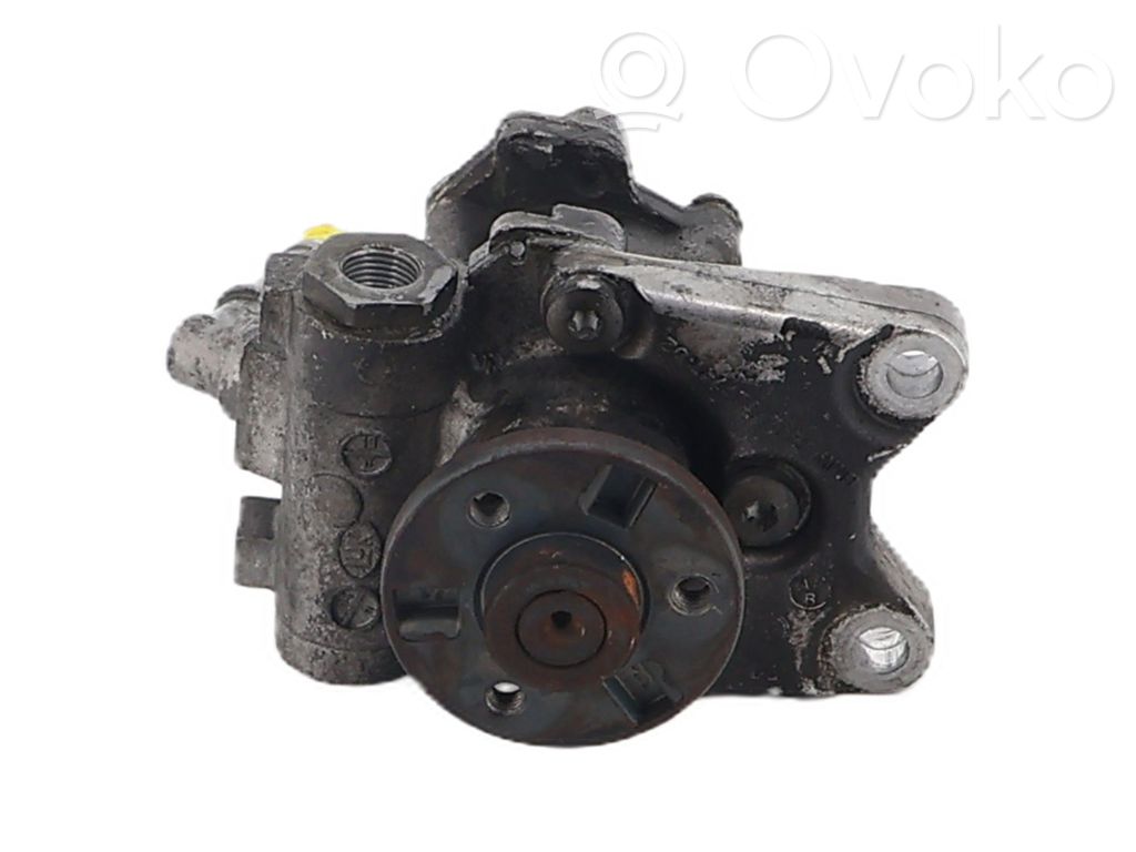 BMW 5 E60 E61 Vairo stiprintuvo siurblys 