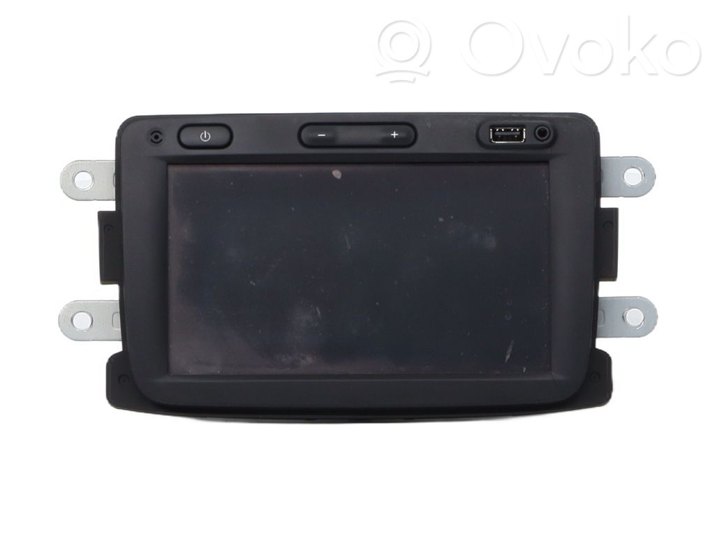 Dacia Duster Panel / Radioodtwarzacz CD/DVD/GPS 