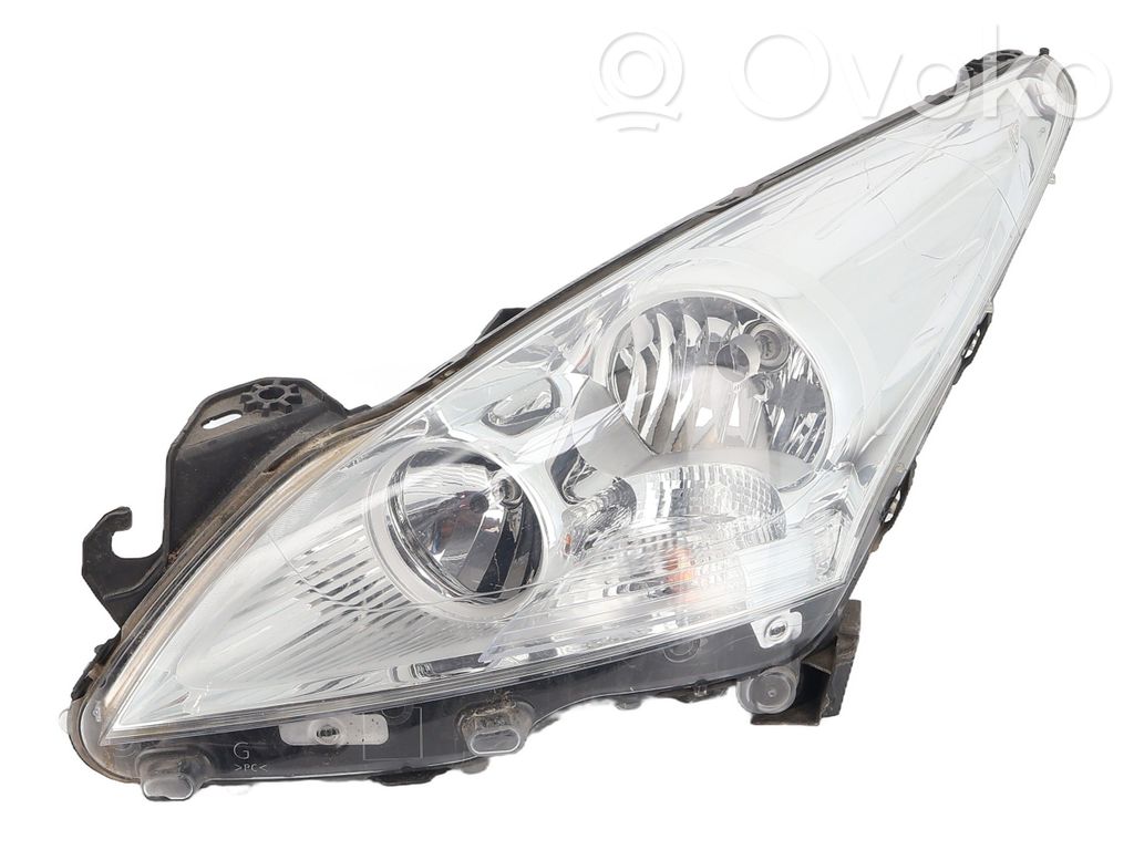 Peugeot 5008 Lampa przednia 
