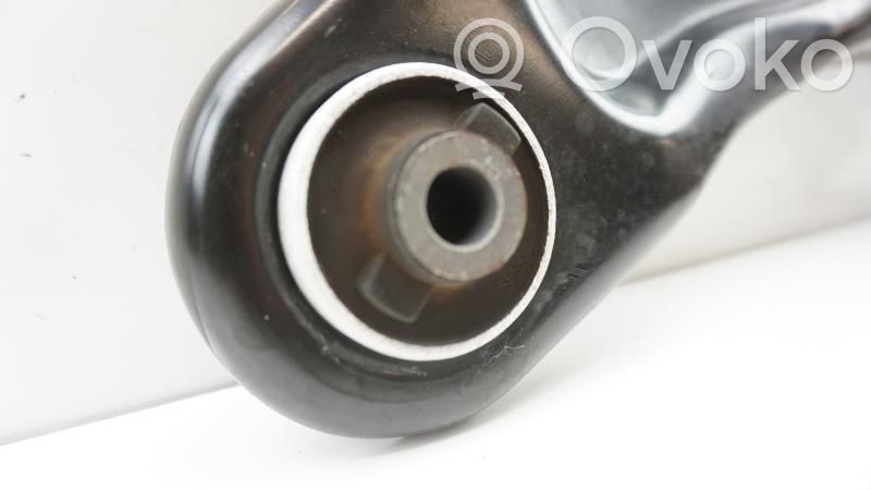 Peugeot 207 Front lower control arm/wishbone 