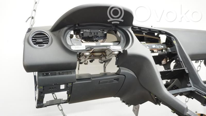 Peugeot 5008 Panel de instrumentos 