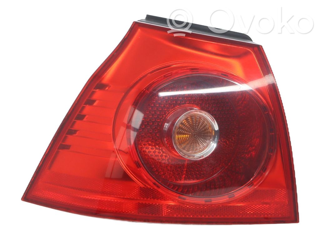 Volkswagen Golf V Rear/tail lights 