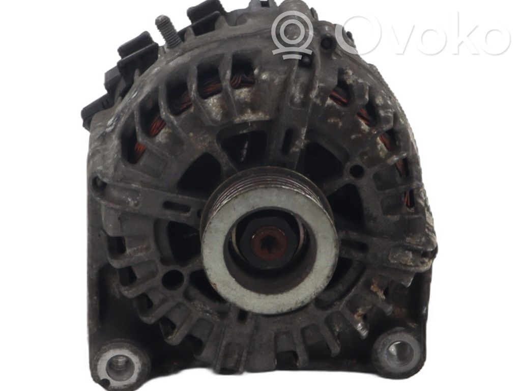 BMW 1 E81 E87 Generator/alternator 