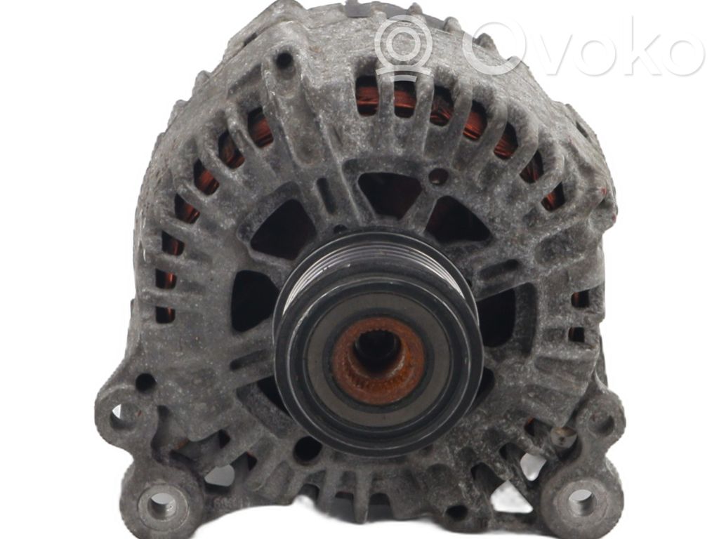 Ģenerators   06F903023F