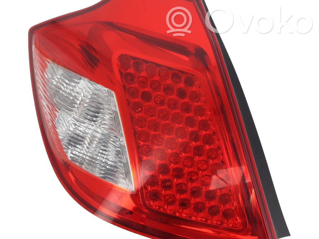 Takavalot   924011H050