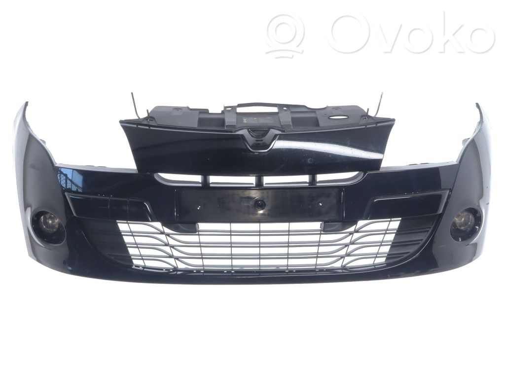 Renault Megane III Parachoques delantero 