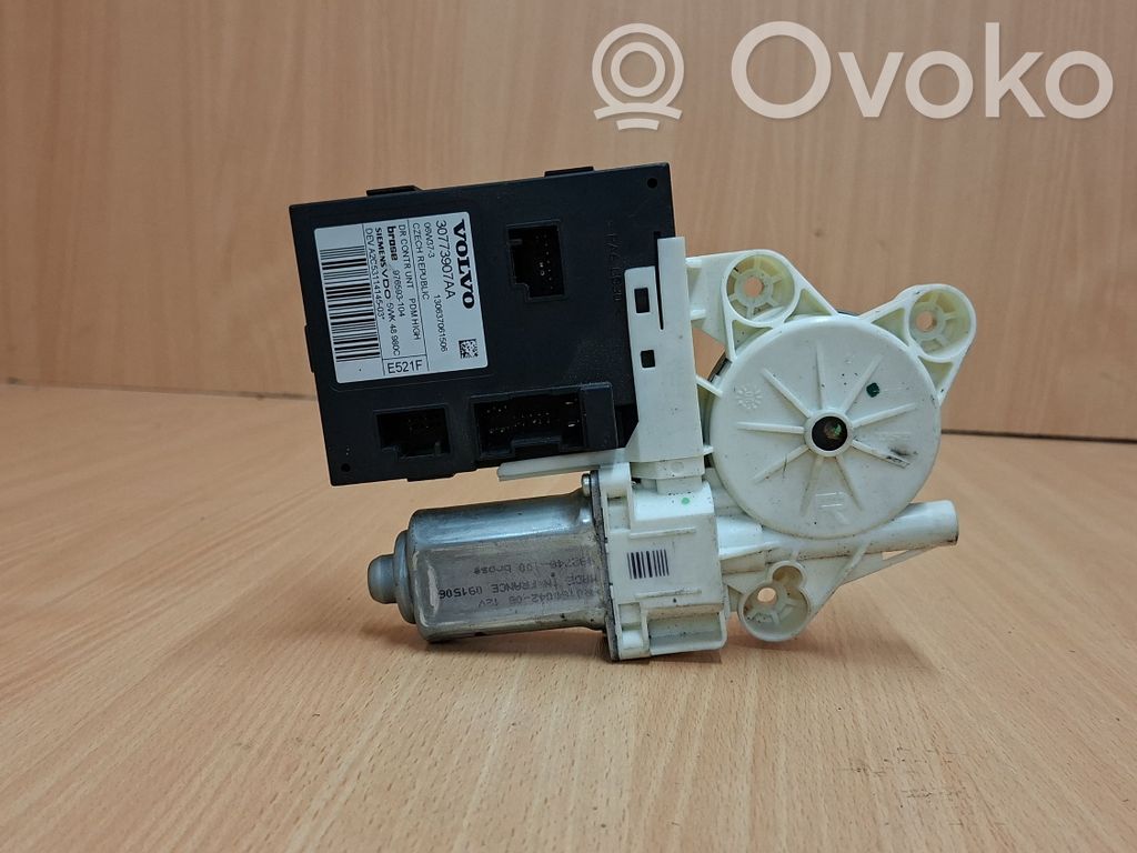 Volvo V50 Silnik regulatora szyby drzwi przednich 