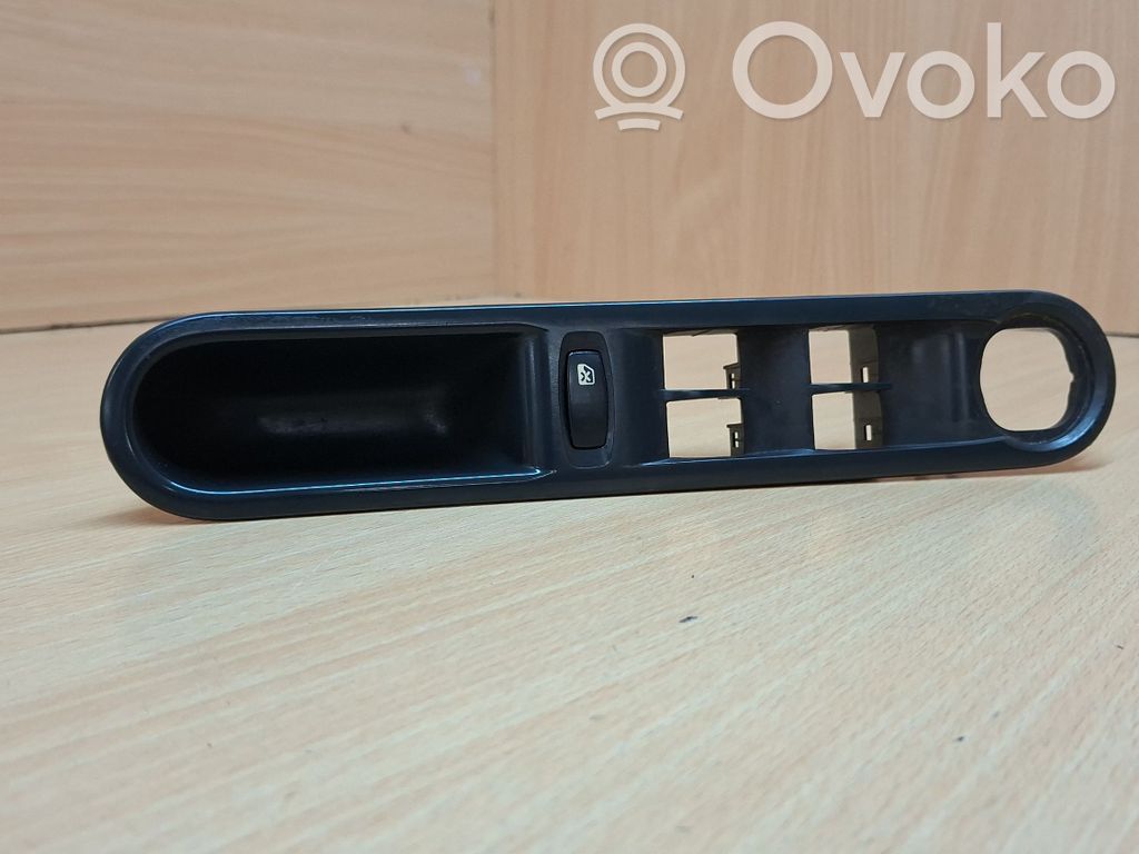 Renault Espace IV Electric window control switch 