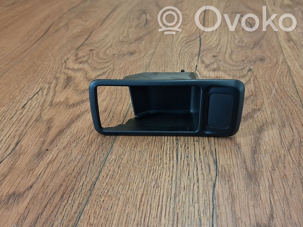 Ford Focus C-MAX Front door window switch trim 