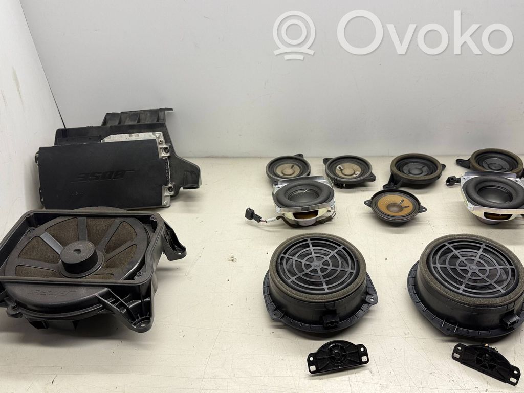 Audi A6 C7 Enceinte de porte arrière 