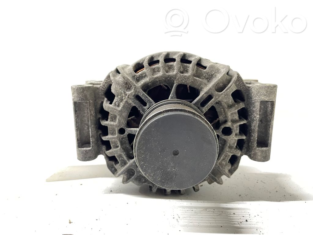Mercedes-Benz C W204 Alternator 