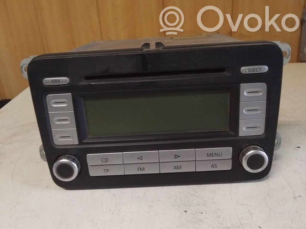 Volkswagen PASSAT B6 Panel / Radioodtwarzacz CD/DVD/GPS 