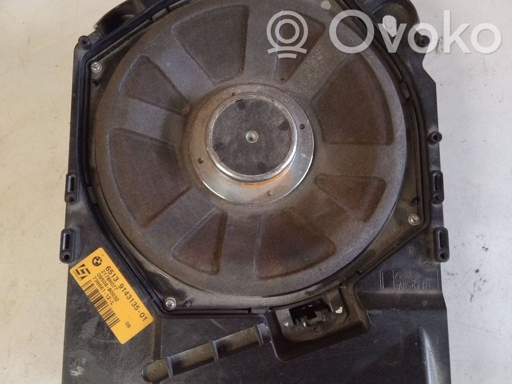 BMW 3 E90 E91 Subwoofer-bassokaiutin 