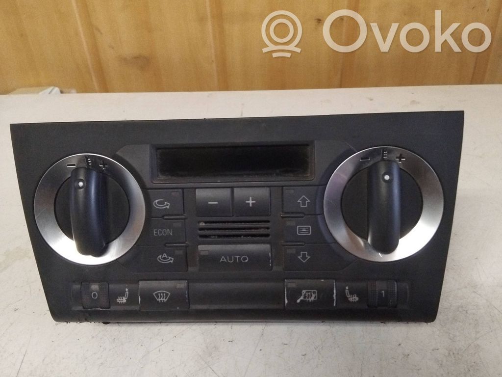 Audi A3 S3 8P Climate control unit 