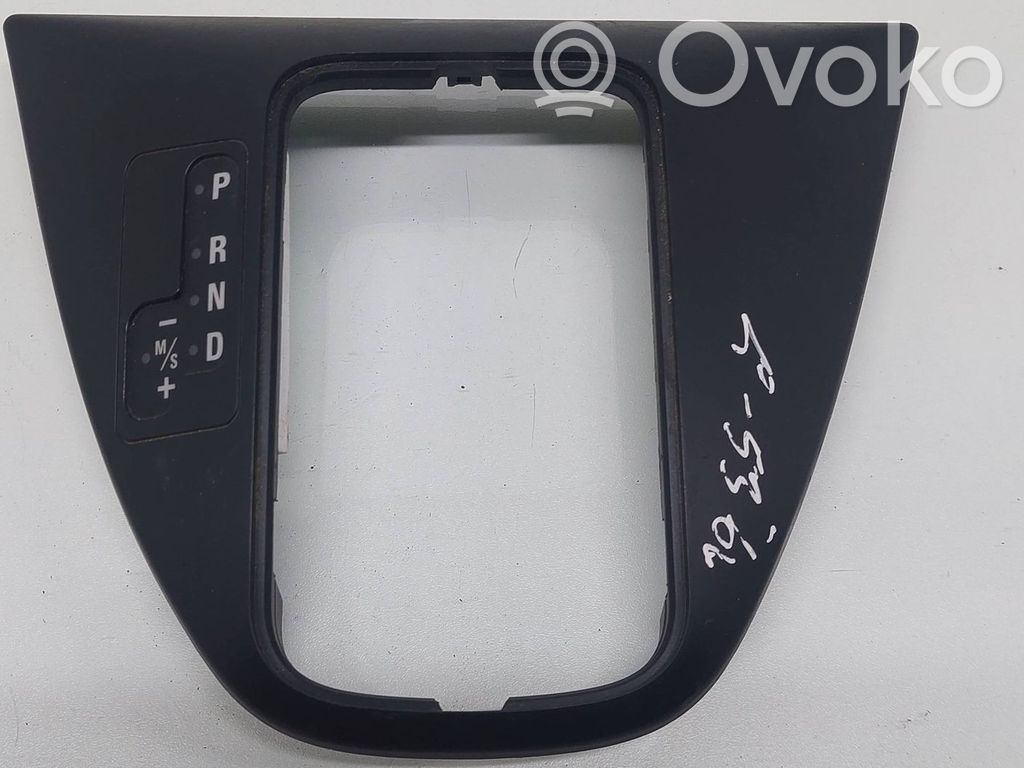 BMW X5 E53 Gear shifter surround trim plastic 